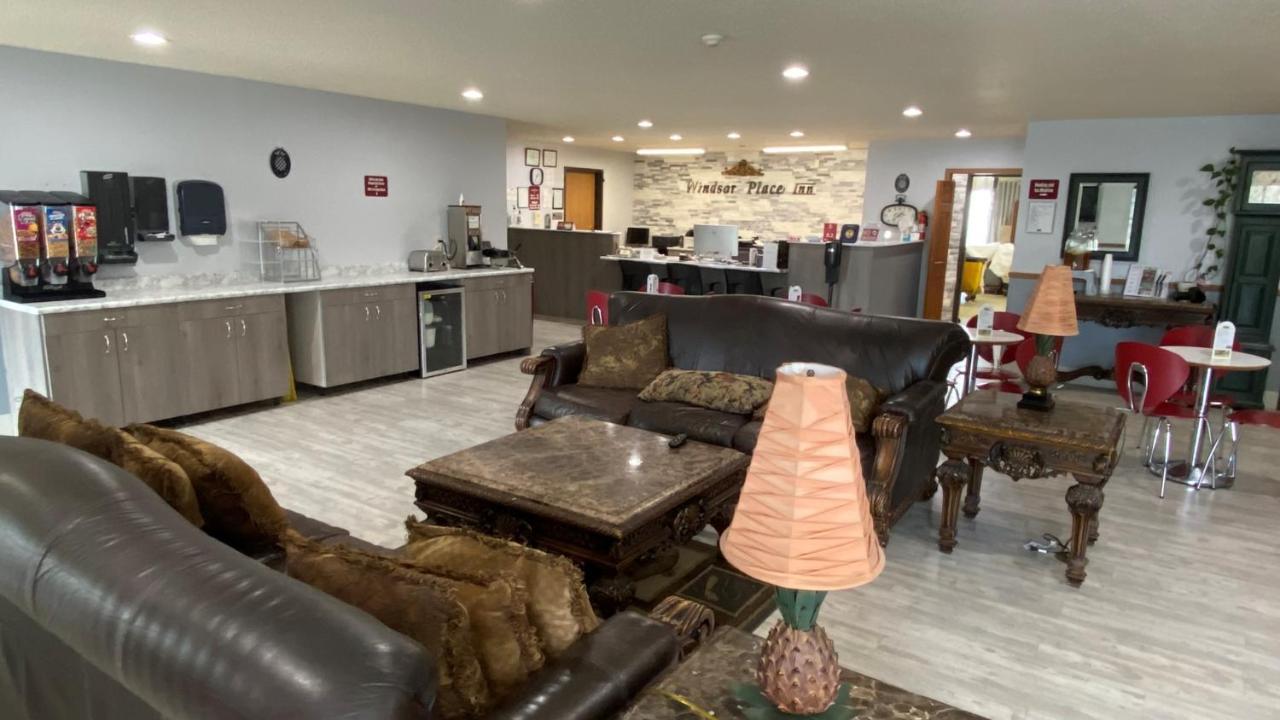 Windsor Place Inn プレーリー・ドゥ・シーン エクステリア 写真