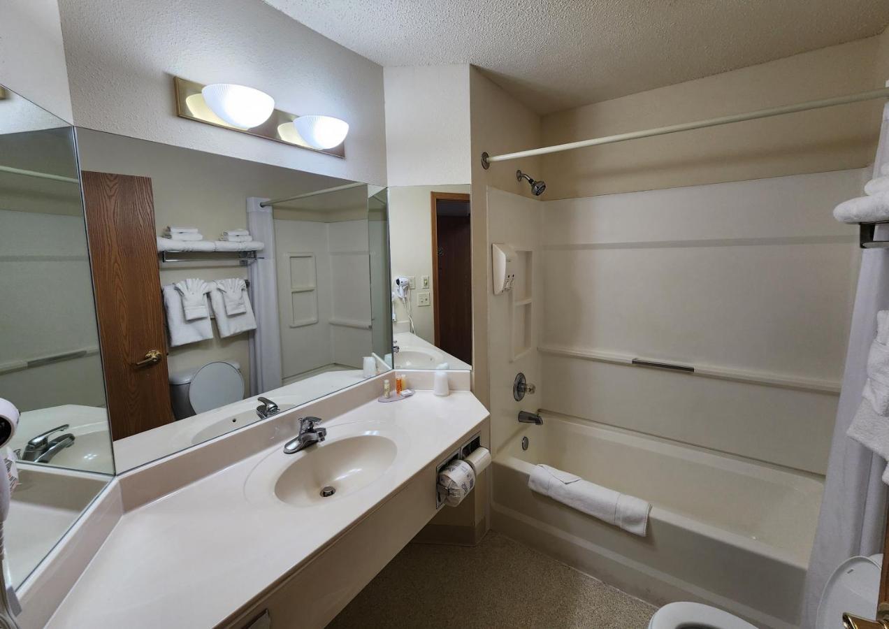 Windsor Place Inn プレーリー・ドゥ・シーン エクステリア 写真