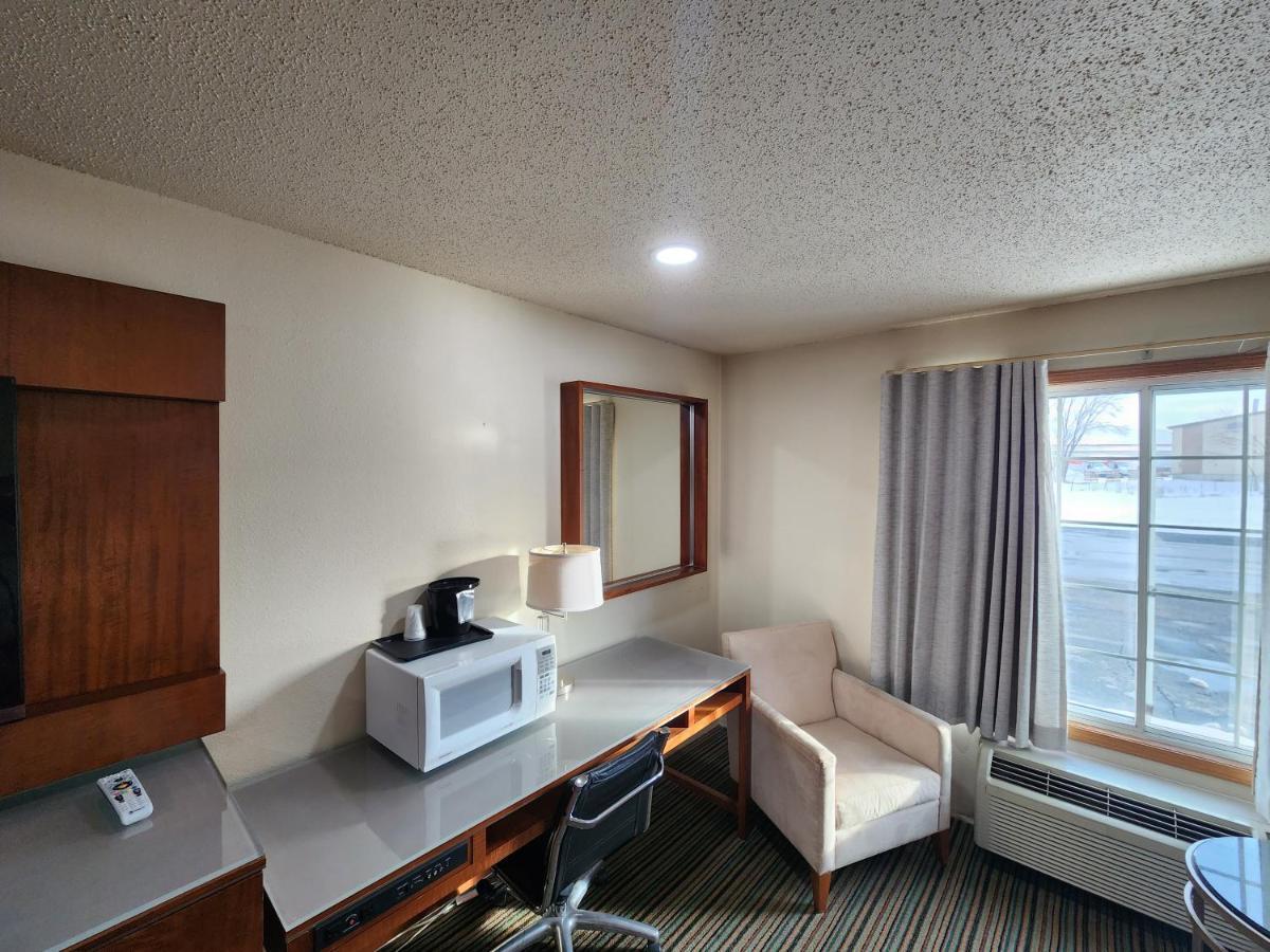Windsor Place Inn プレーリー・ドゥ・シーン エクステリア 写真