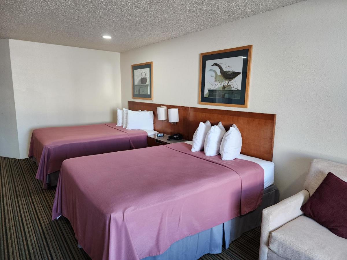 Windsor Place Inn プレーリー・ドゥ・シーン エクステリア 写真