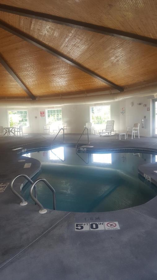 Windsor Place Inn プレーリー・ドゥ・シーン エクステリア 写真